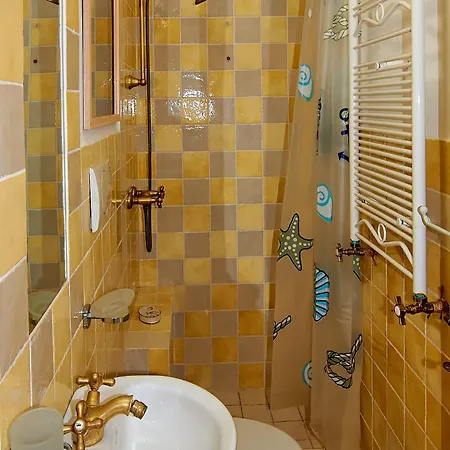 Alojamento de Acomodação e Pequeno-almoço Gallo Di Rena Arzachena