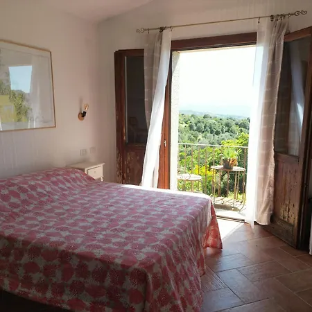 Gallo Di Rena Bed & Breakfast 3*